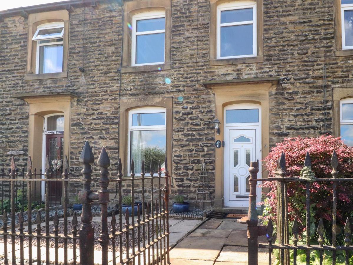 Kingfisher Cottage, 11 Airebank Terrace Skipton Bagian luar foto